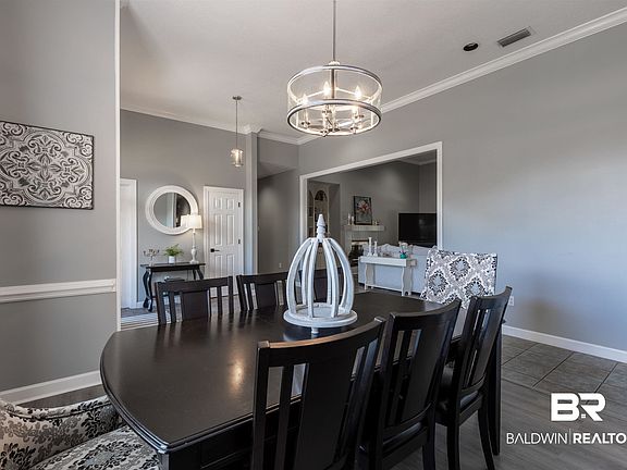 5th image of 6436 Cherry Ridge Ct W