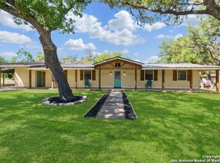 384 Valley Star Dr, Canyon Lake, TX 78133