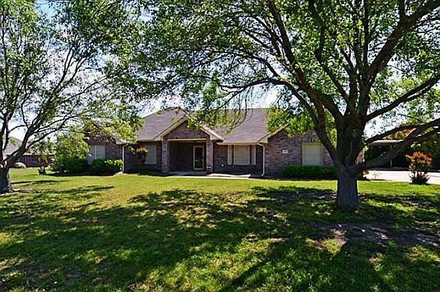 2nd image of 102 Abbey Ln