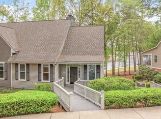 1011A Marina Cove Ln, Greensboro, GA