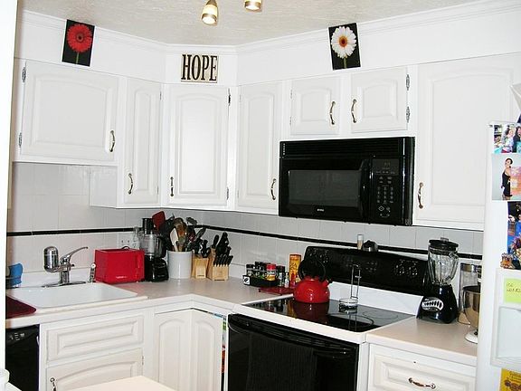 2nd image of 440 North Ave APT 195