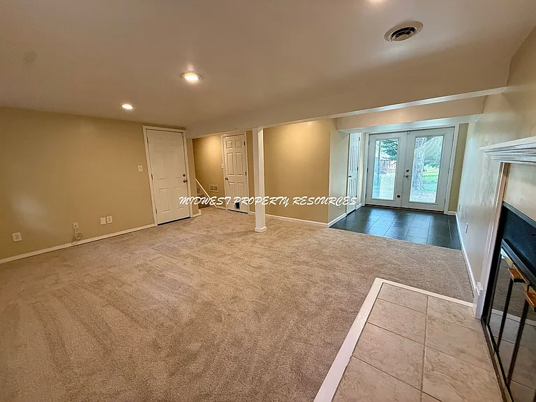 1100 NE Columbus St — Photo 18