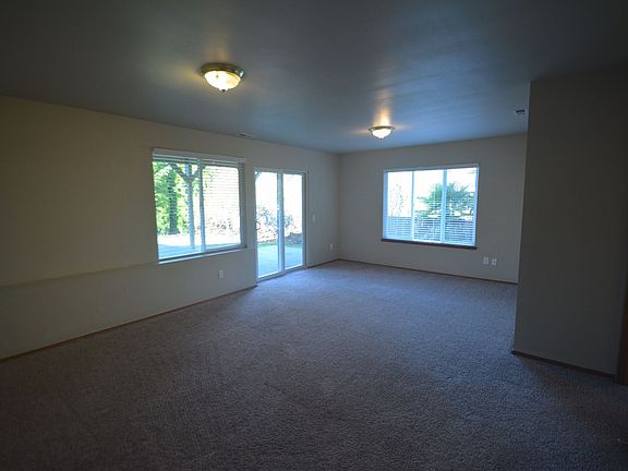 5th image of 21308 Poplar Way