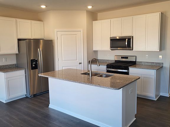 4th image of 1510 Fairmount Dr