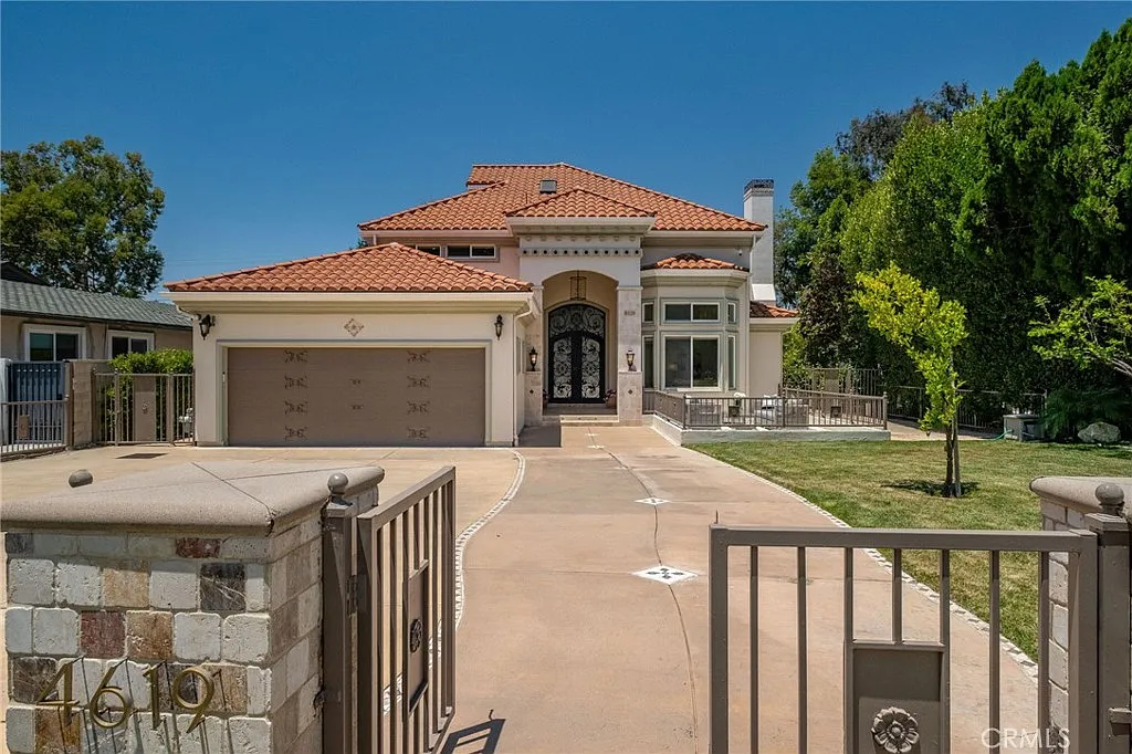 5 bed, 4.5 bath, 3689 sqft, $12,500 — Photo 1