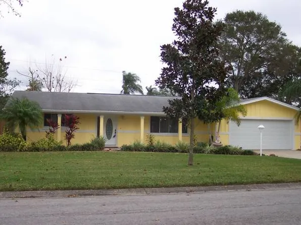 1041 Irene Ave, Largo, FL 33771