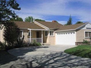 15405 Lull St, Van Nuys, CA 91406