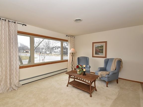 2nd image of 5740 W Allwood Dr