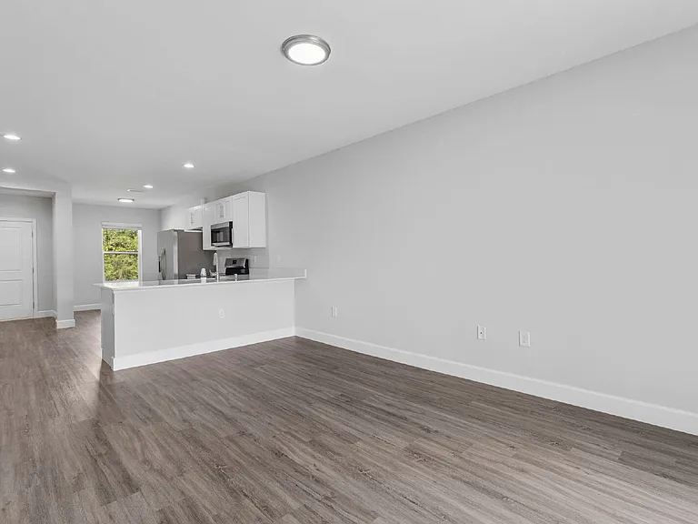 2226 Hilton St — Photo 7