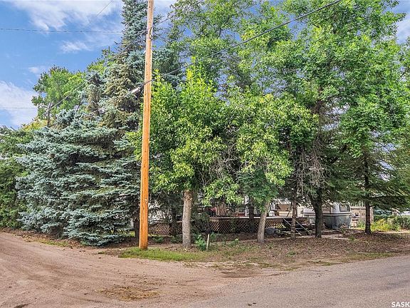 2nd image of 225 Saskatchewan Ave
