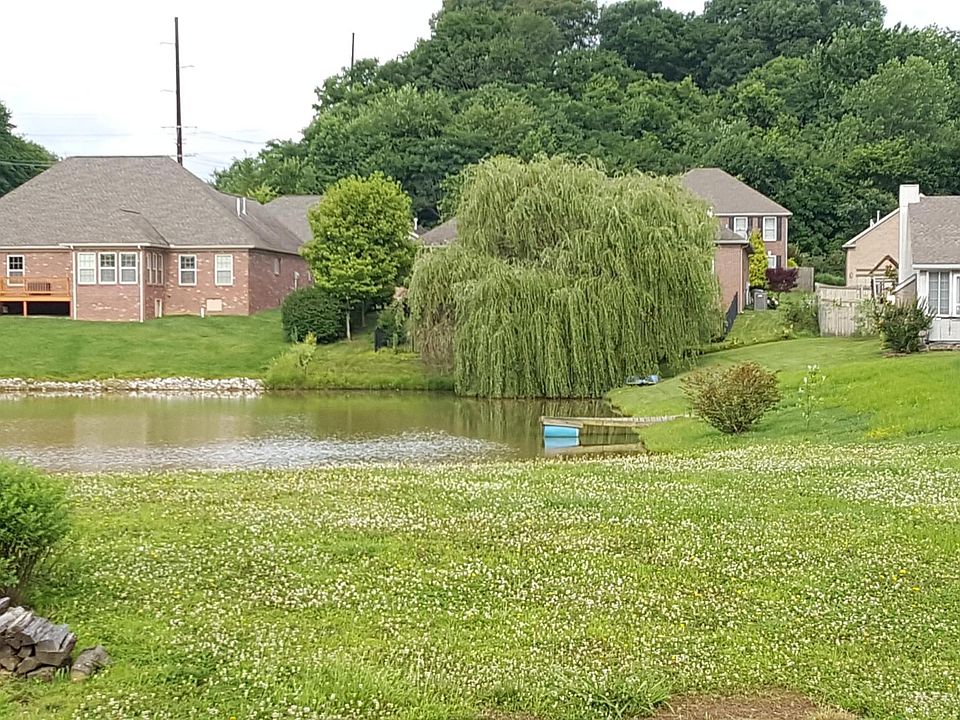 2nd image of 4423 Martha Ct