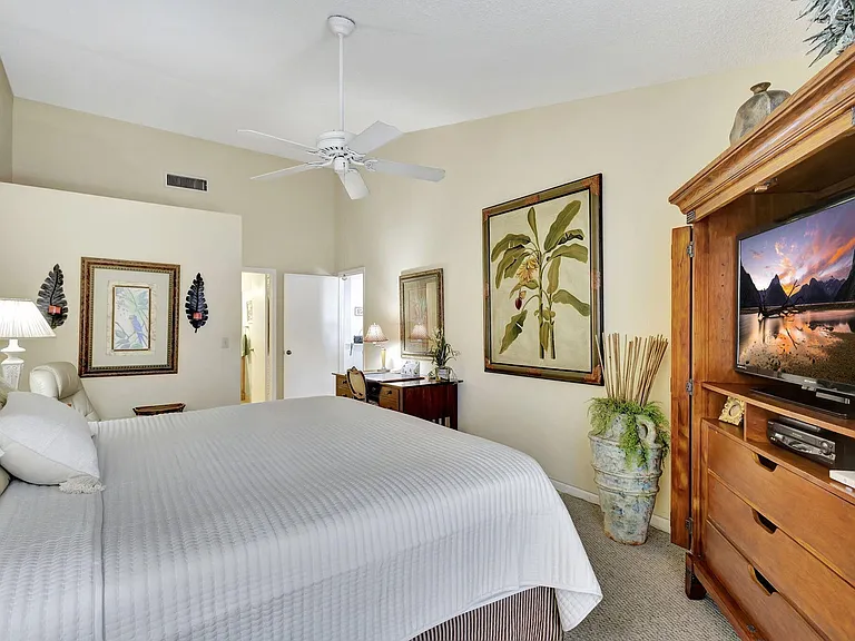 716 Ocean Dunes Cir — Photo 13