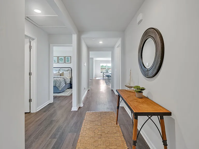 1157 Ridgeford Dr — Photo 6