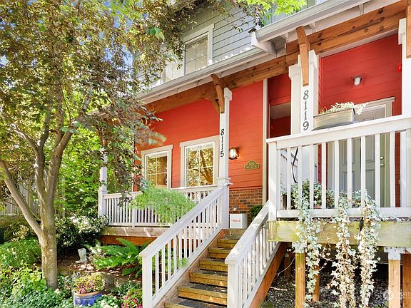 2nd image of 8115 165th Avenue NE