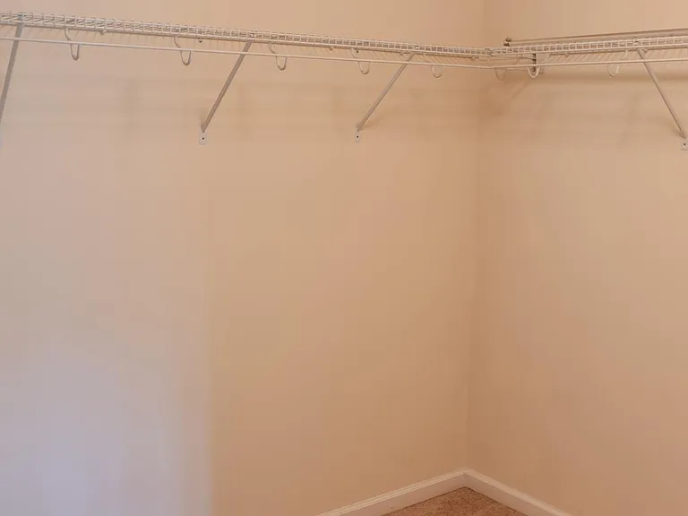726 Millhouse Dr — Photo 35