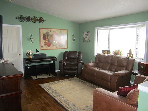 Main Floor Living Room
