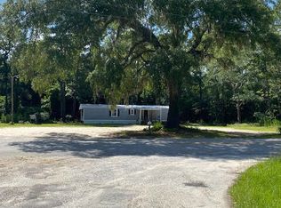 1997 Peirce Rd, Cottageville, SC 29435