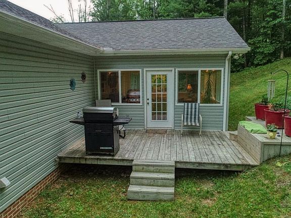 4th image of 107 Fernwood Ln