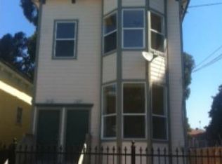 1684 10th St, Oakland, CA 94607