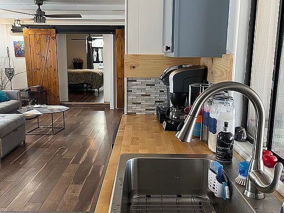 4th image of 68 Bliss Cir
