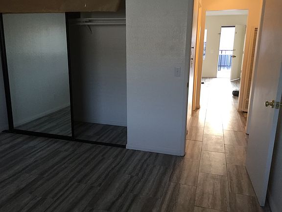 5th image of 1210 Palomar Pl #D