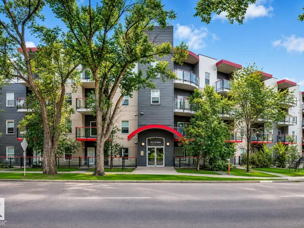 10611 117th St NW #303, Edmonton, AB T5H 0G6