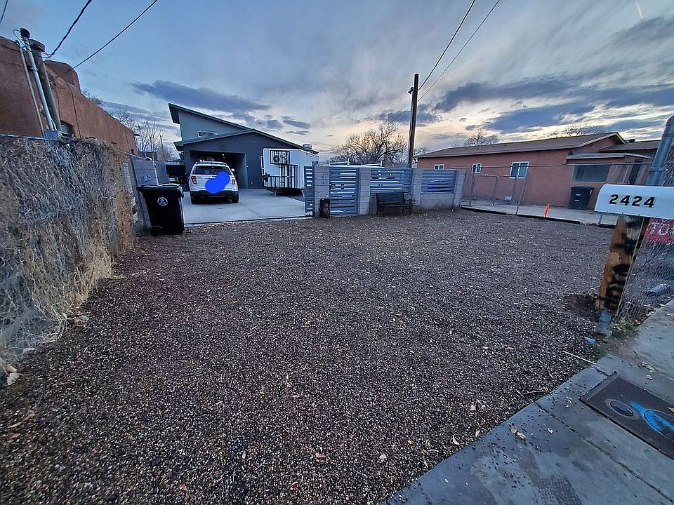 1st image of 2424 Dora Ave NW