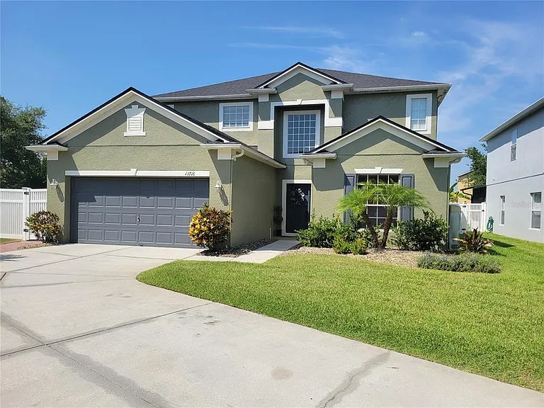 13716 Hidden Forest Cir — Photo 1