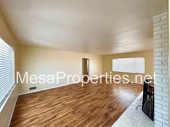 4th image of 15090 Acoma Rd