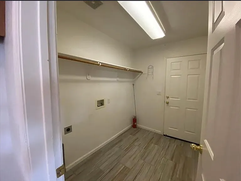 7700 Moose River Ct — Photo 15