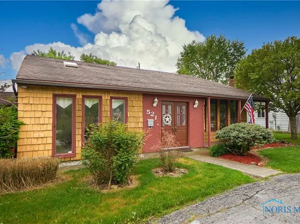 521 Eisenhower Dr, Fostoria, OH 44830