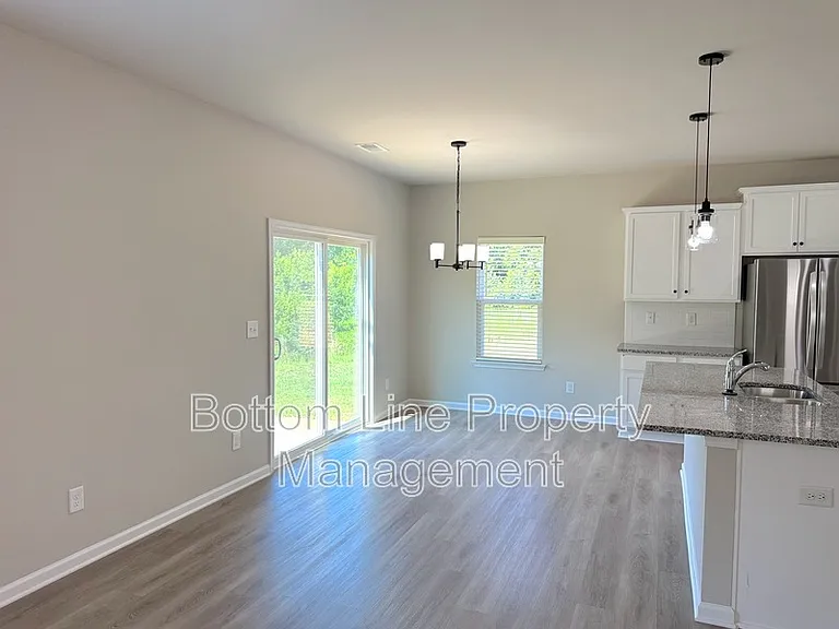 9016 Stoney Waters Ct — Photo 6