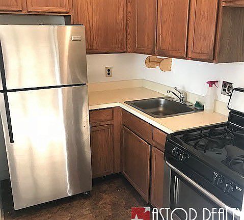 5th image of 3331 13th St #2