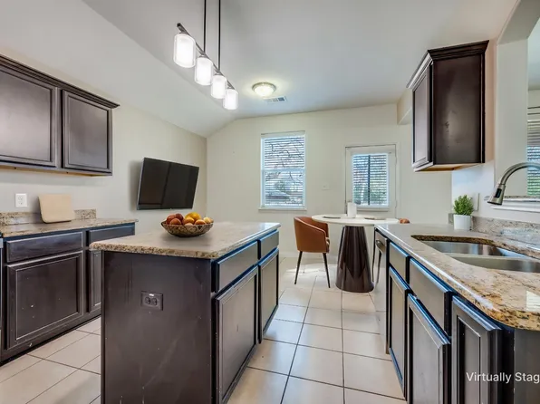 2813 Joshua St, Denton, TX 76209