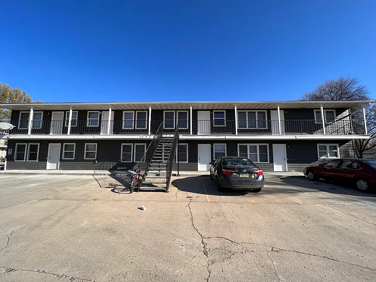 Silver Leaf Grand Forks — Photo 8