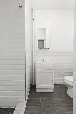 Rented by Compass | media 21