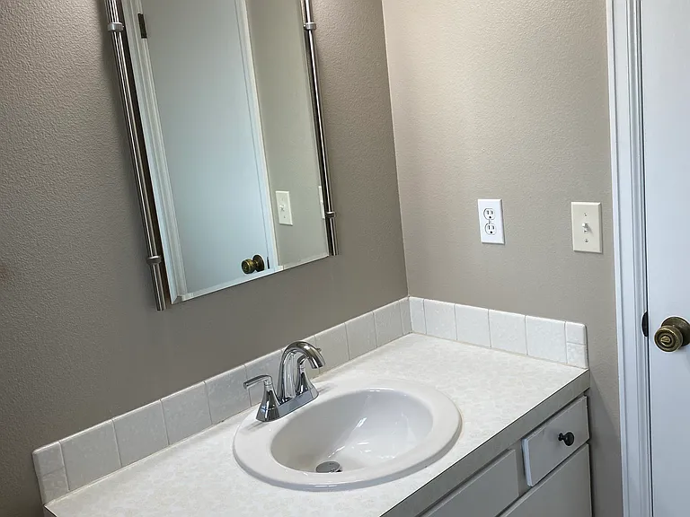 1509 N Kennedy Ave — Photo 9