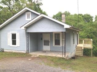 2 Crescent St, Danville, VA 24540