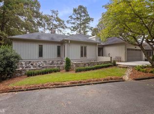 312 Saint Andrews Ct, Lagrange, GA 30240