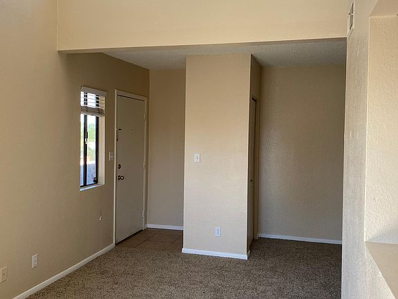 high ceiling in the living room. lot of natural light and cooler in the summer