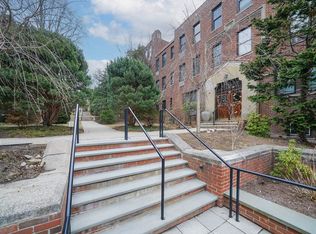 311 Tappan St APT 3, Brookline, MA 02445