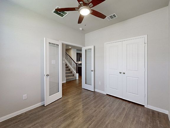 3rd image of 5763 Paseo Pl