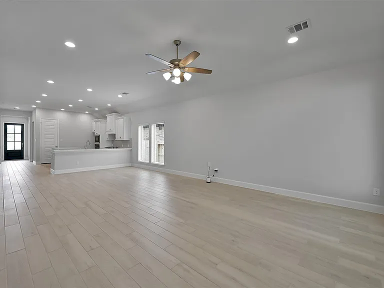 15715 Autumn Sun Ct — Photo 12