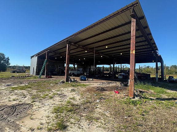 4th image of 230 Walnut Rd