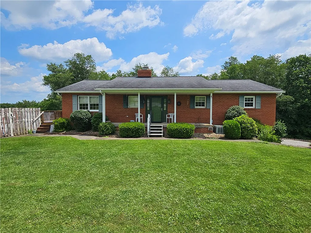 323 Hoon Rd photo 1