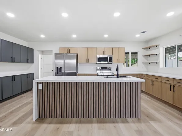 3144 N 34TH Street, Phoenix, AZ 85018