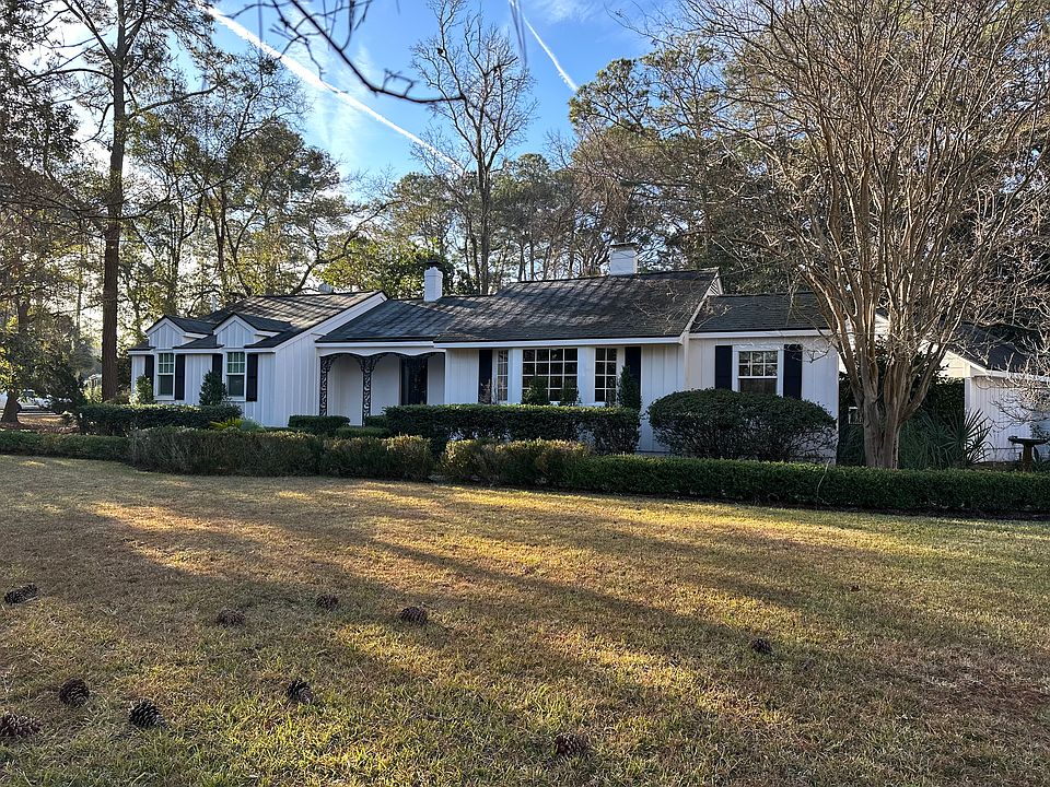 1st image of 44 Richmond Dr