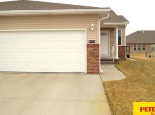 2522 Winston Cir, Fremont, NE 68025