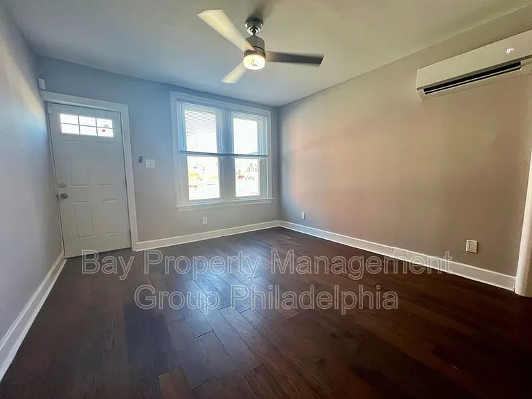 2022 W Toronto St — Photo 3