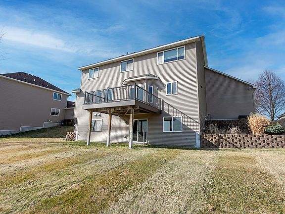 5th image of 721 Williams Dr